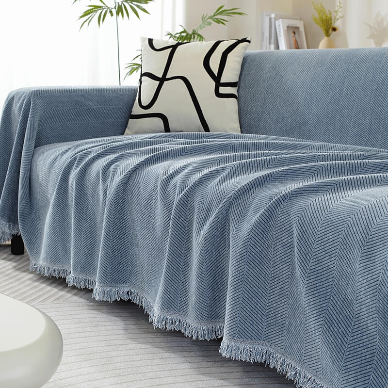 Chenille Herringbone Throw with Tassels, 180 x 130 cm