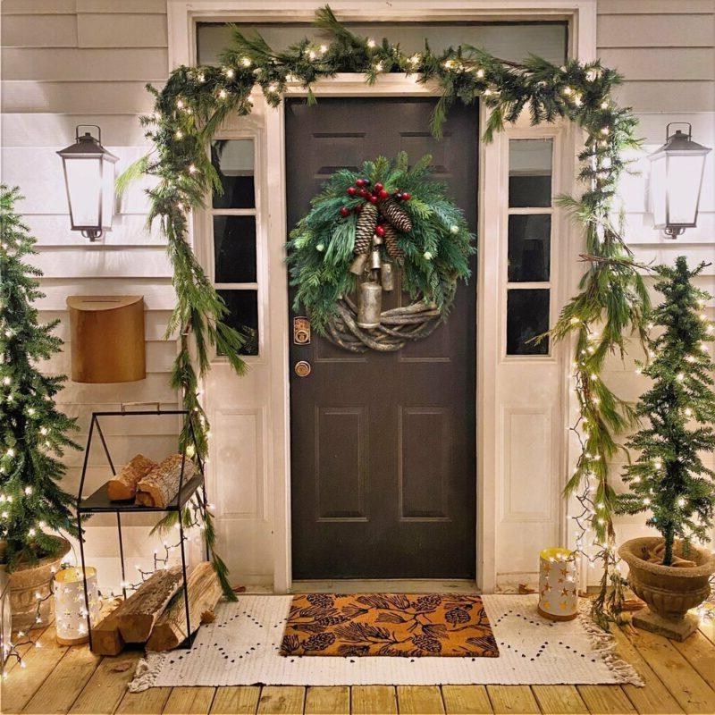 Rustic Christmas Wreath with Pine Cones and Gold Bells, 43cm