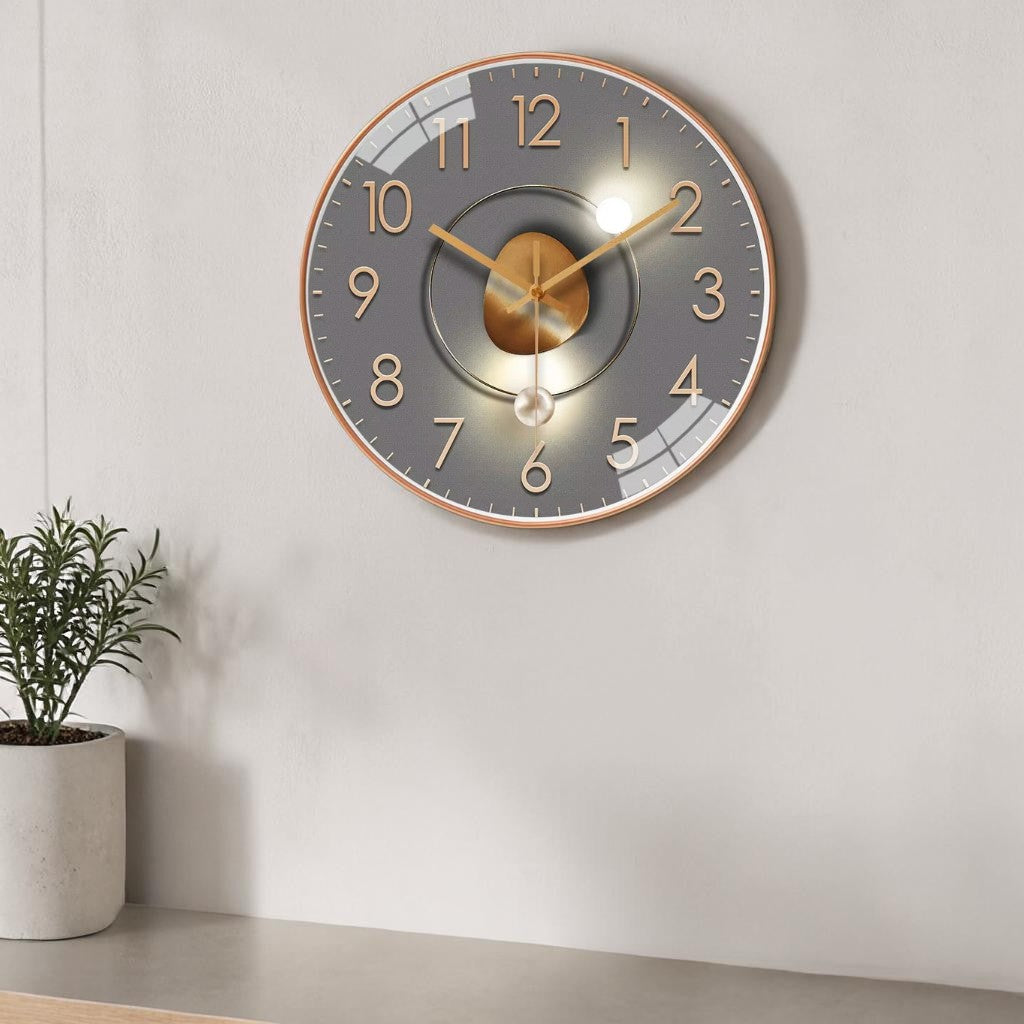 Silent Quartz Wall Clock 20cm with Glass Lens and Metal Hands
