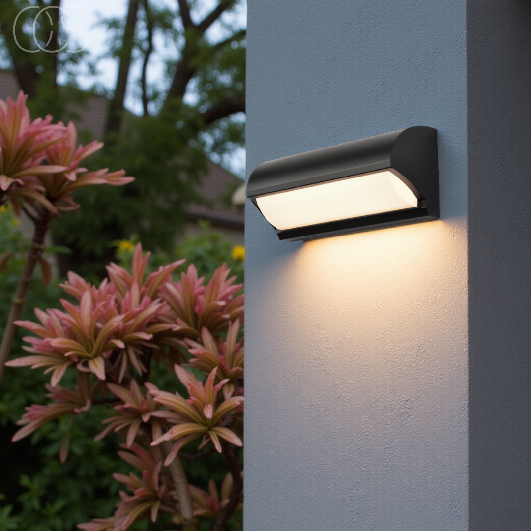 Black LED Outdoor Wall Light, IP65, 3000K, 960 Lumen