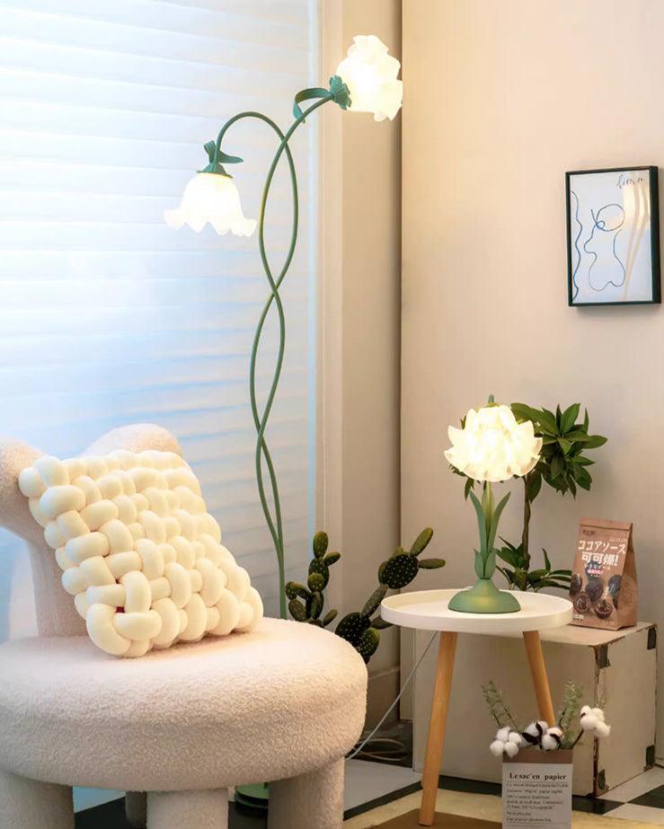 Flower Floor Lamp 170 cm, Green Metal with White Acrylic Shades