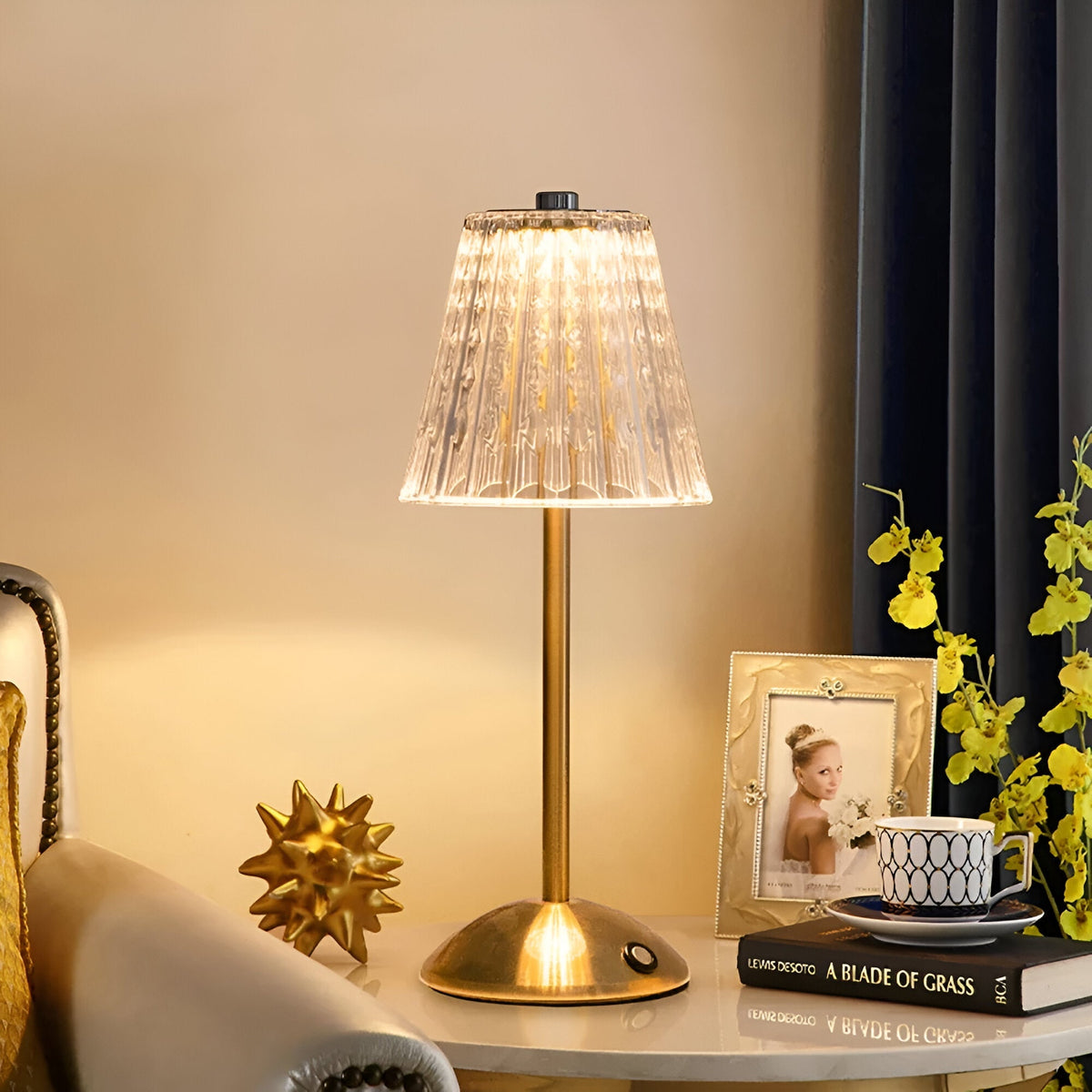 Cordless Vintage Glass Table Lamp, Rechargeable and Dimmable