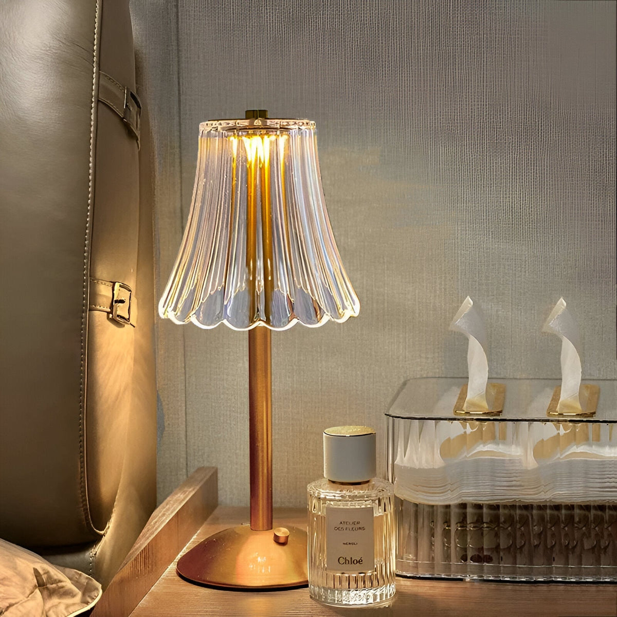 Cordless Vintage Glass Table Lamp, Rechargeable and Dimmable