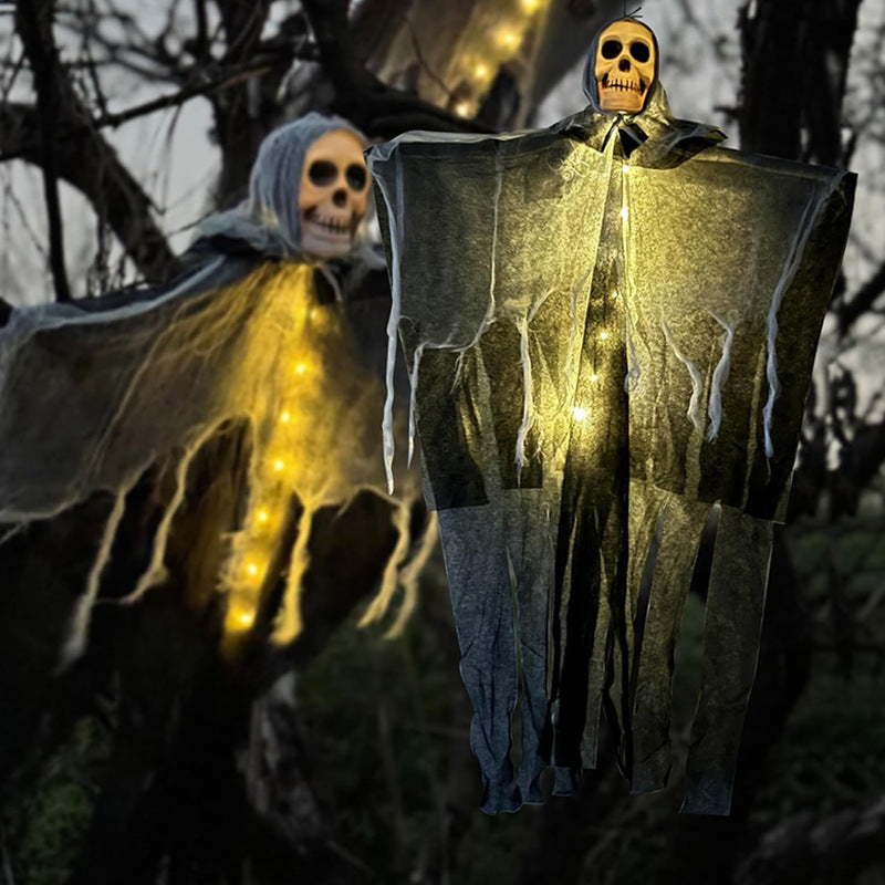 Light-Up Hanging Ghost with Skull and Gauze, Three Light Colours