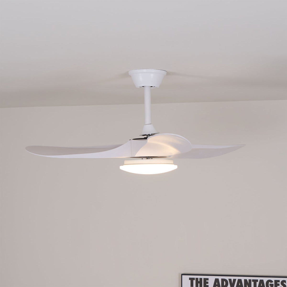 Wood-Effect Ceiling Fan with 35W LED Light and 6 Speeds