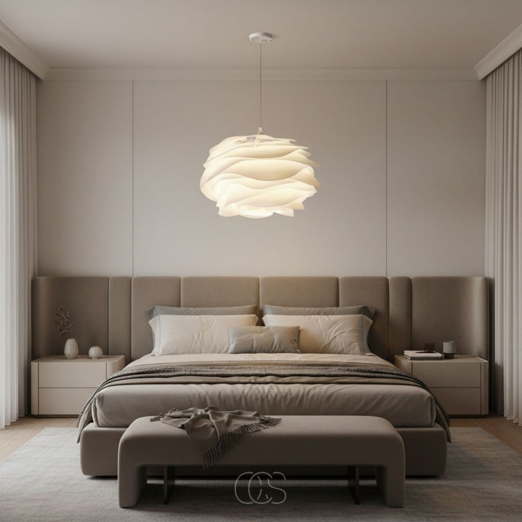 White Petal Pendant Light, 43 cm, Diffused E27 Light