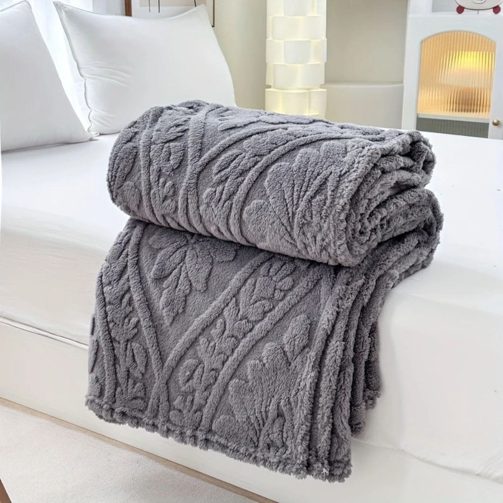Jacquard Fleece Throw with Woven Geometric Pattern