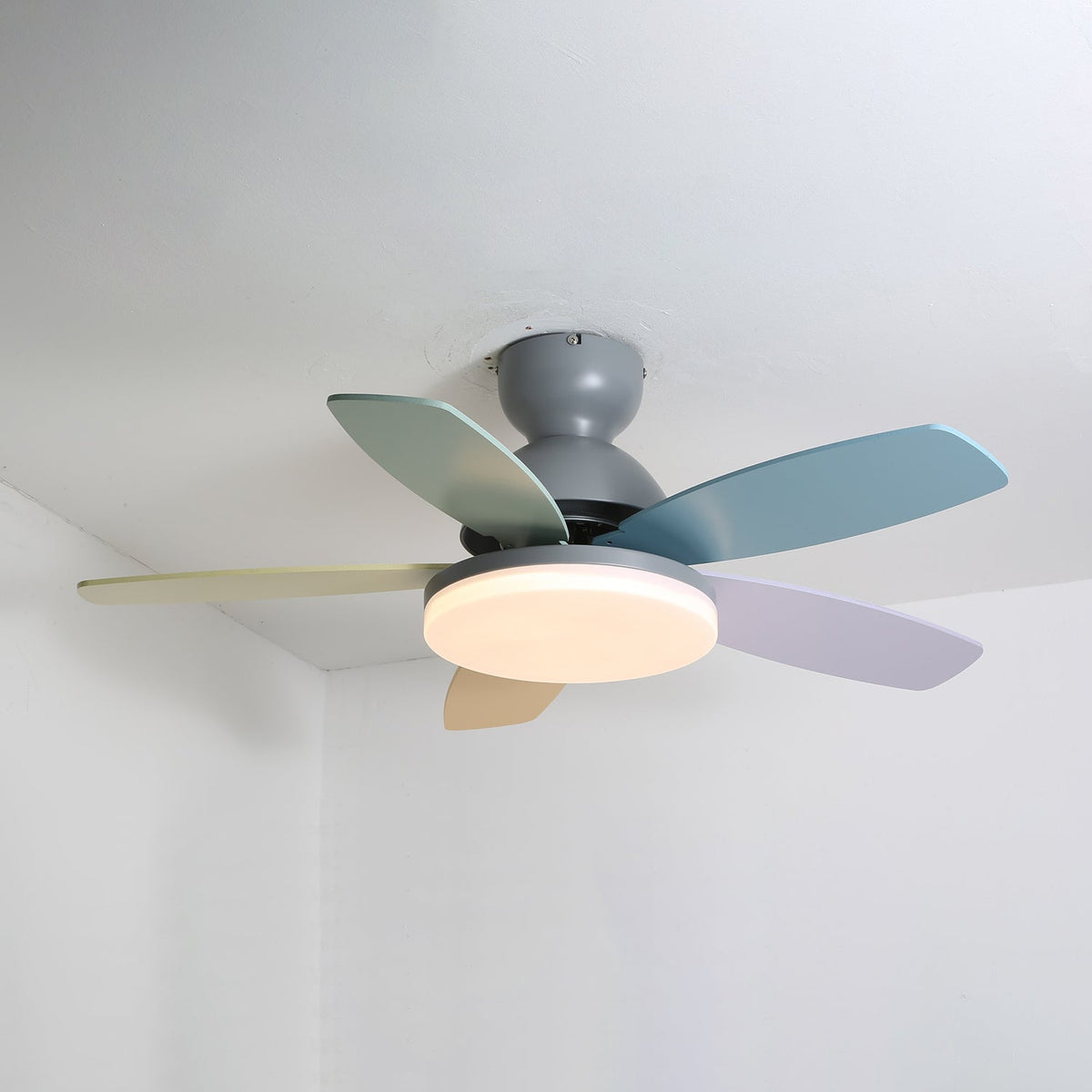 Kids Ceiling Fan with LED Light and Colourful Blades, Remote