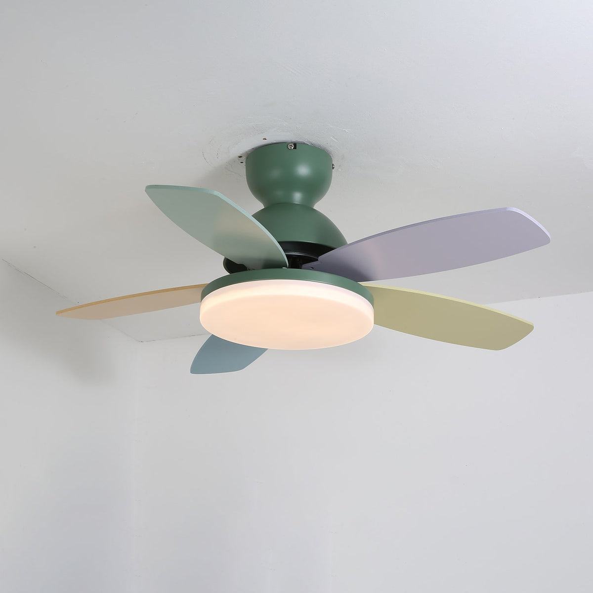 Kids Ceiling Fan with LED Light and Colourful Blades, Remote