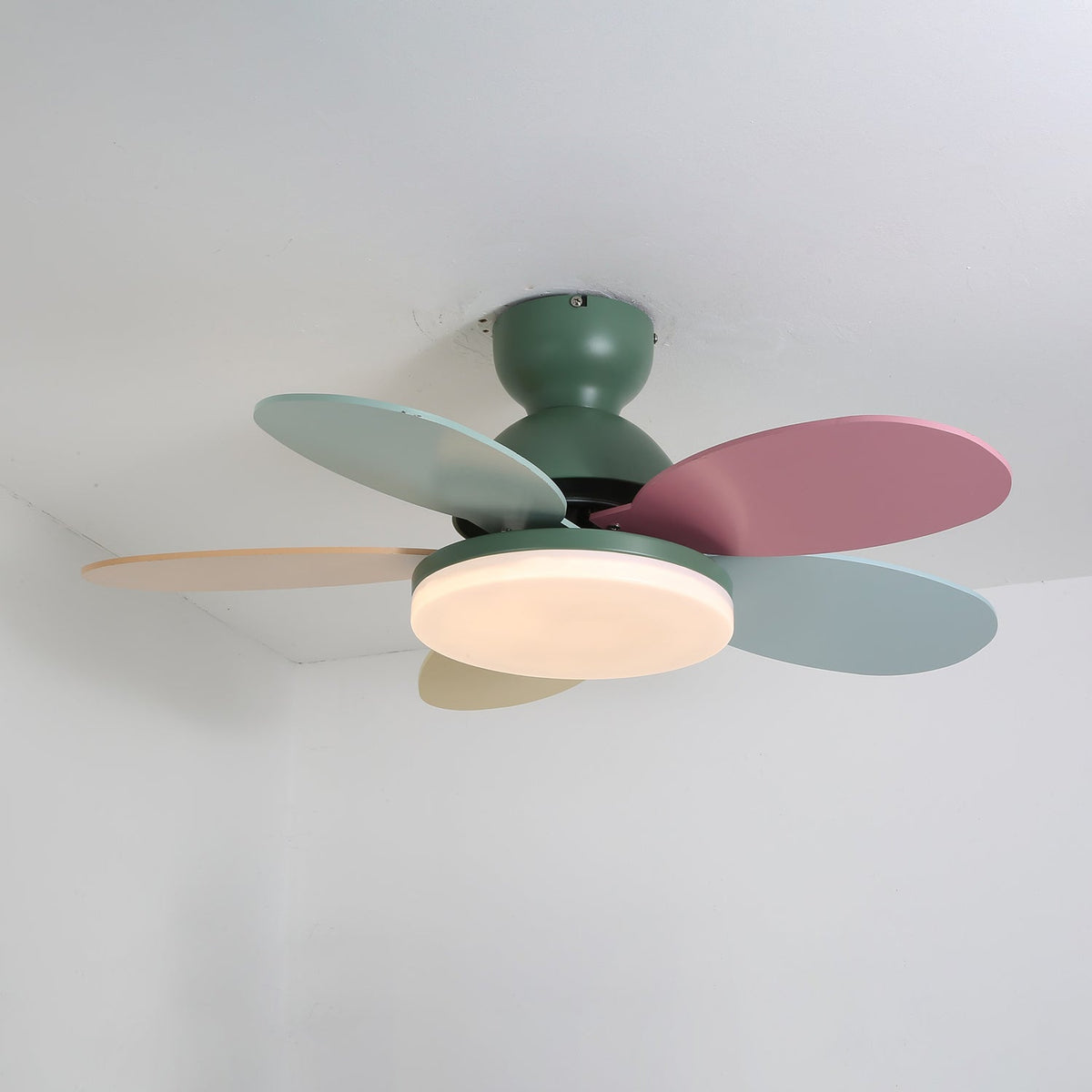 Kids Ceiling Fan with LED Light and Colourful Blades, Remote