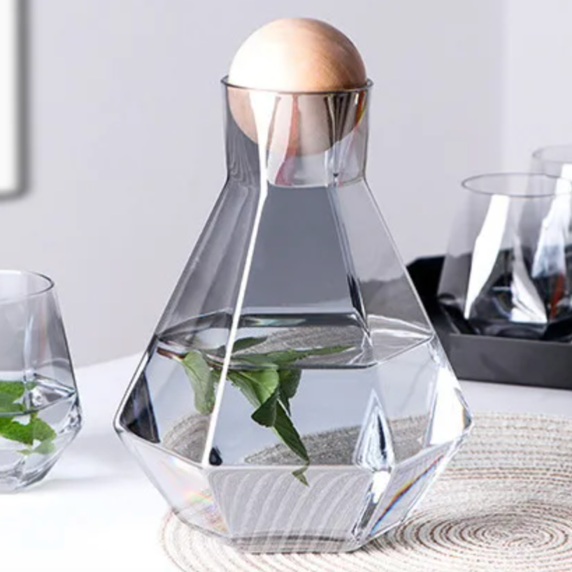 Diamond-Cut Glass Drinks Set, Carafe and 4 Glasses