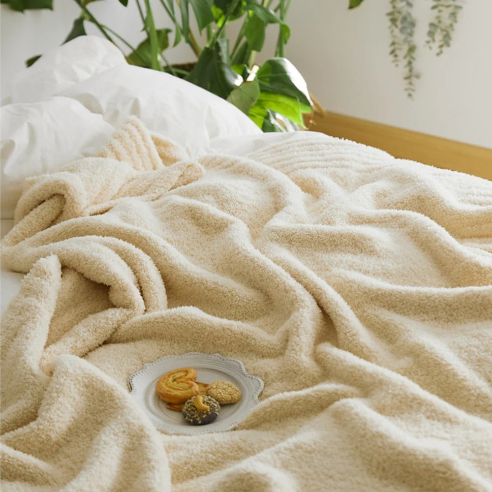 Knitted Microfibre Throw, 130 x 160 cm, Plain Design