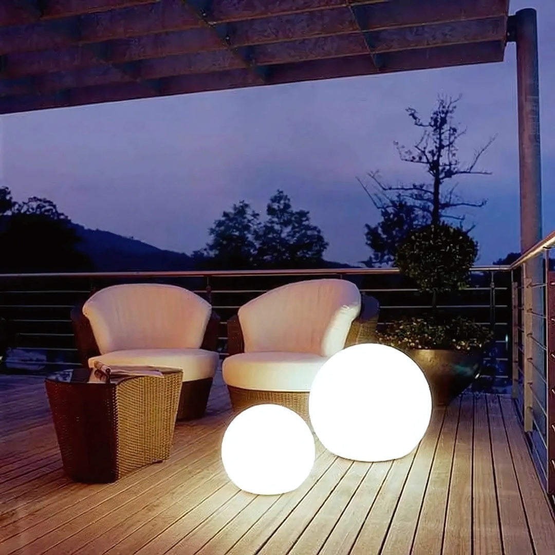 Rechargeable LED Ball Light with Remote, IP65, 16 Colours