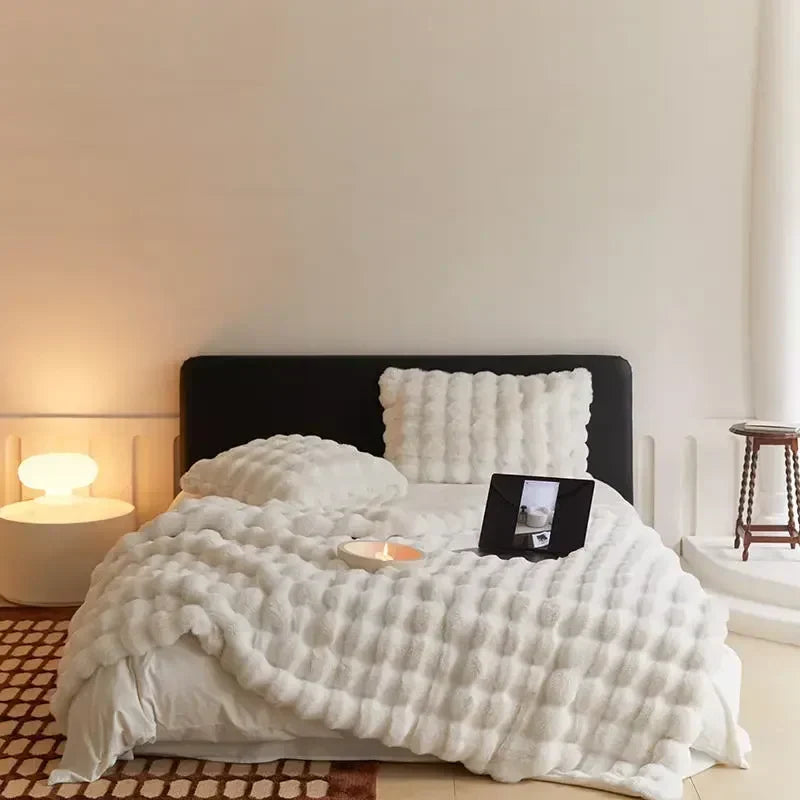 Ultra-Soft Plush Throw Blanket, Five Sizes and Colours