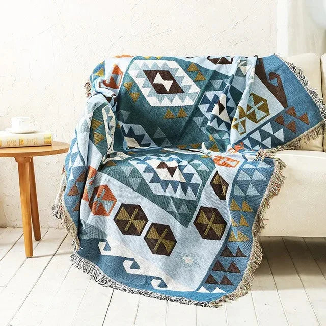 Jacquard Woven Throw with Plaited Fringes, 130 x 160 cm