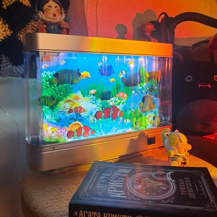 Retro Aquarium Lamp with Moving Fish, Plug-In Mood Light