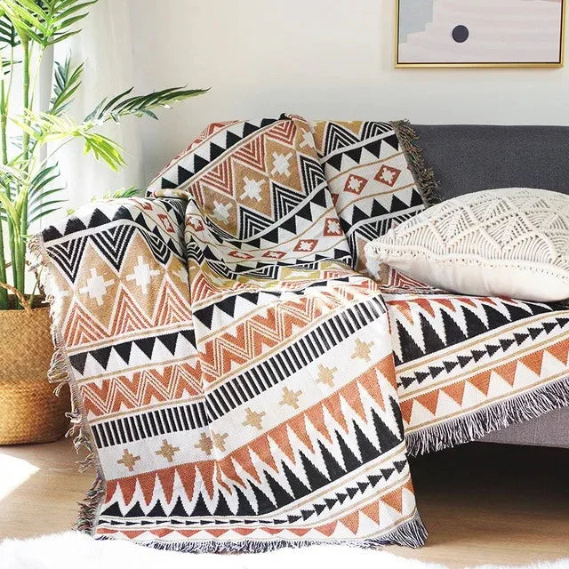 Jacquard Woven Throw with Plaited Fringes, 130 x 160 cm