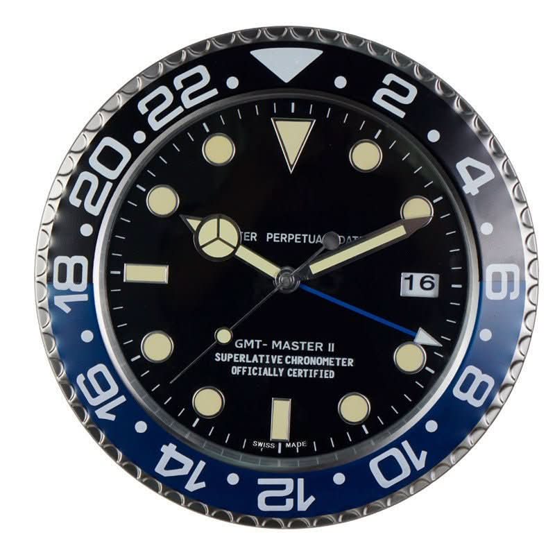 Silent Wall Clock with Steel Frame and Glowing Hands