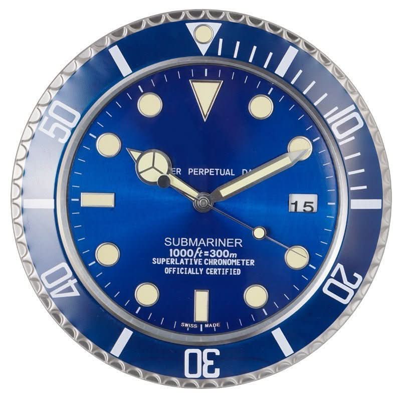 Silent Wall Clock with Steel Frame and Glowing Hands