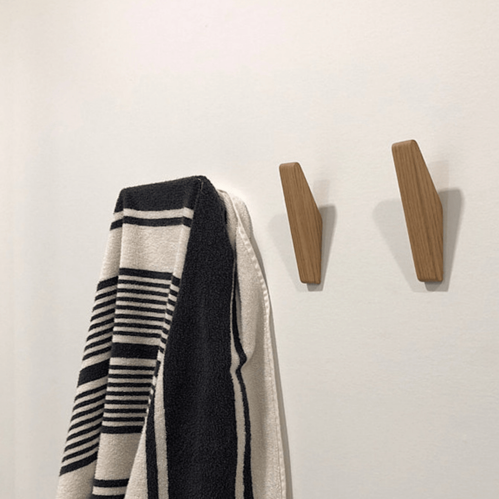 Two-Tone Solid Wood Wall Hook 13.5cm, Scandinavian Style