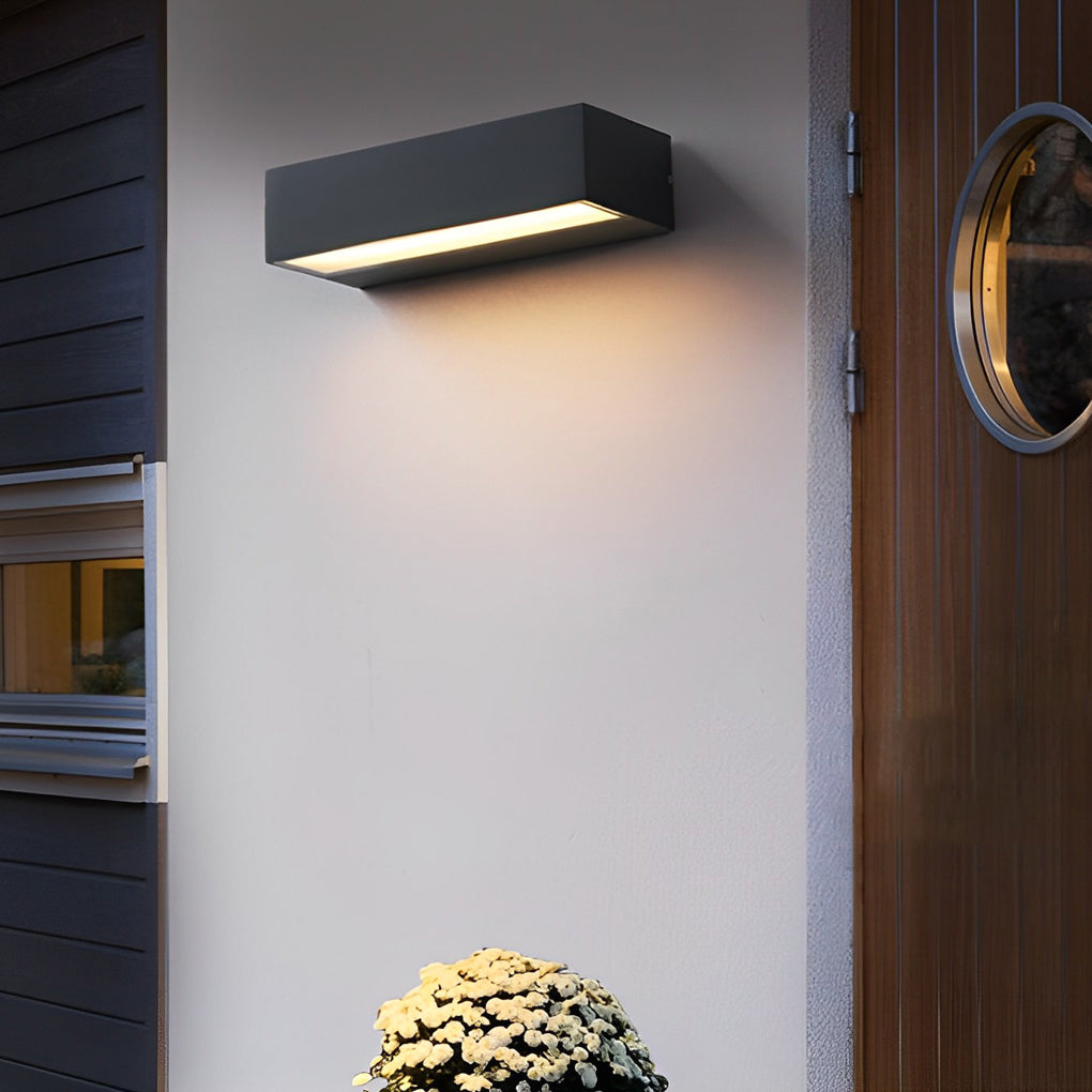 Linear LED Outdoor Wall Light, IP65 Black Aluminium