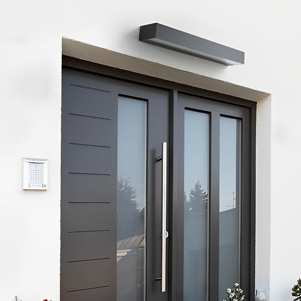 Linear LED Outdoor Wall Light, IP65 Black Aluminium
