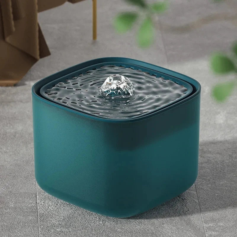 Pet Water Fountain with Filter and Quiet Pump, 3 Litre