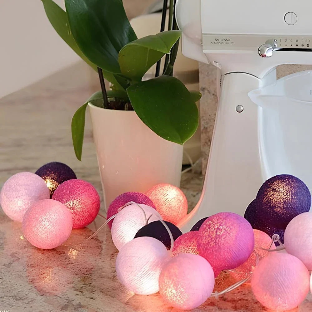 Decorative LED Ball Light Garland, 150cm with 10 Lights