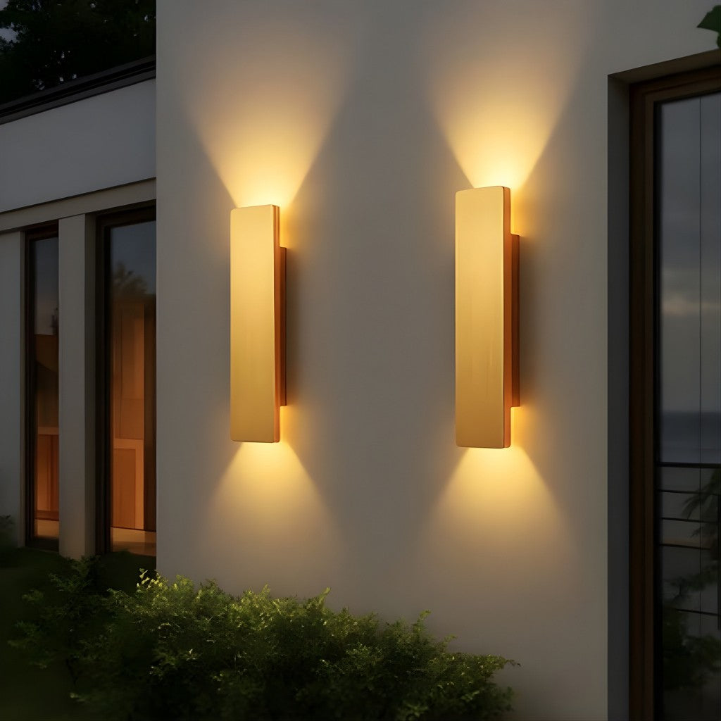 Gold Outdoor LED Wall Light in Aluminium, 20, 40 or 60 cm