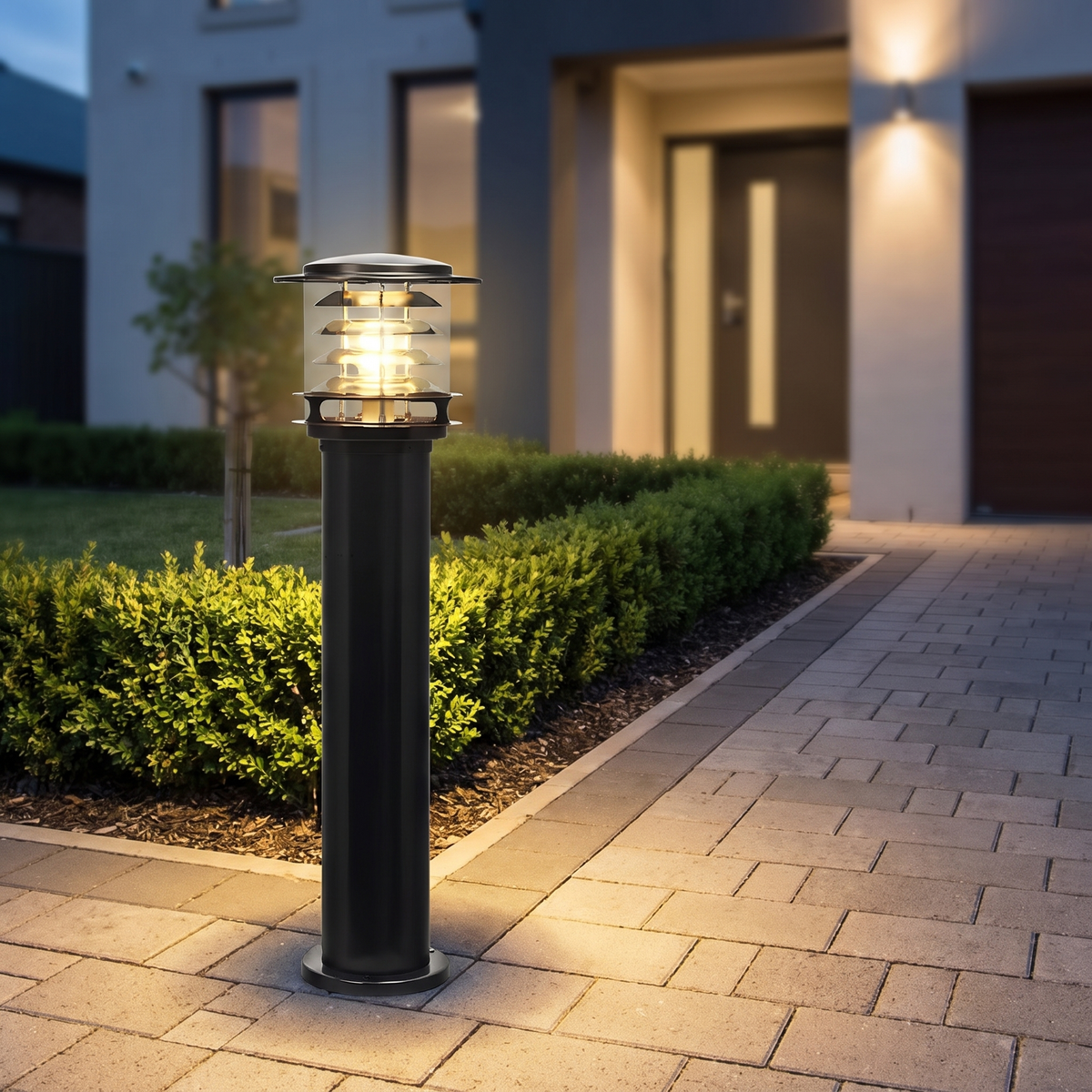 Solar Bollard Light for Driveways and Paths, IP65
