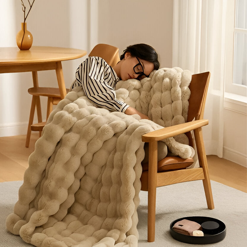 Soft Plush Throw Blanket 100 x 160cm, Four Colourways