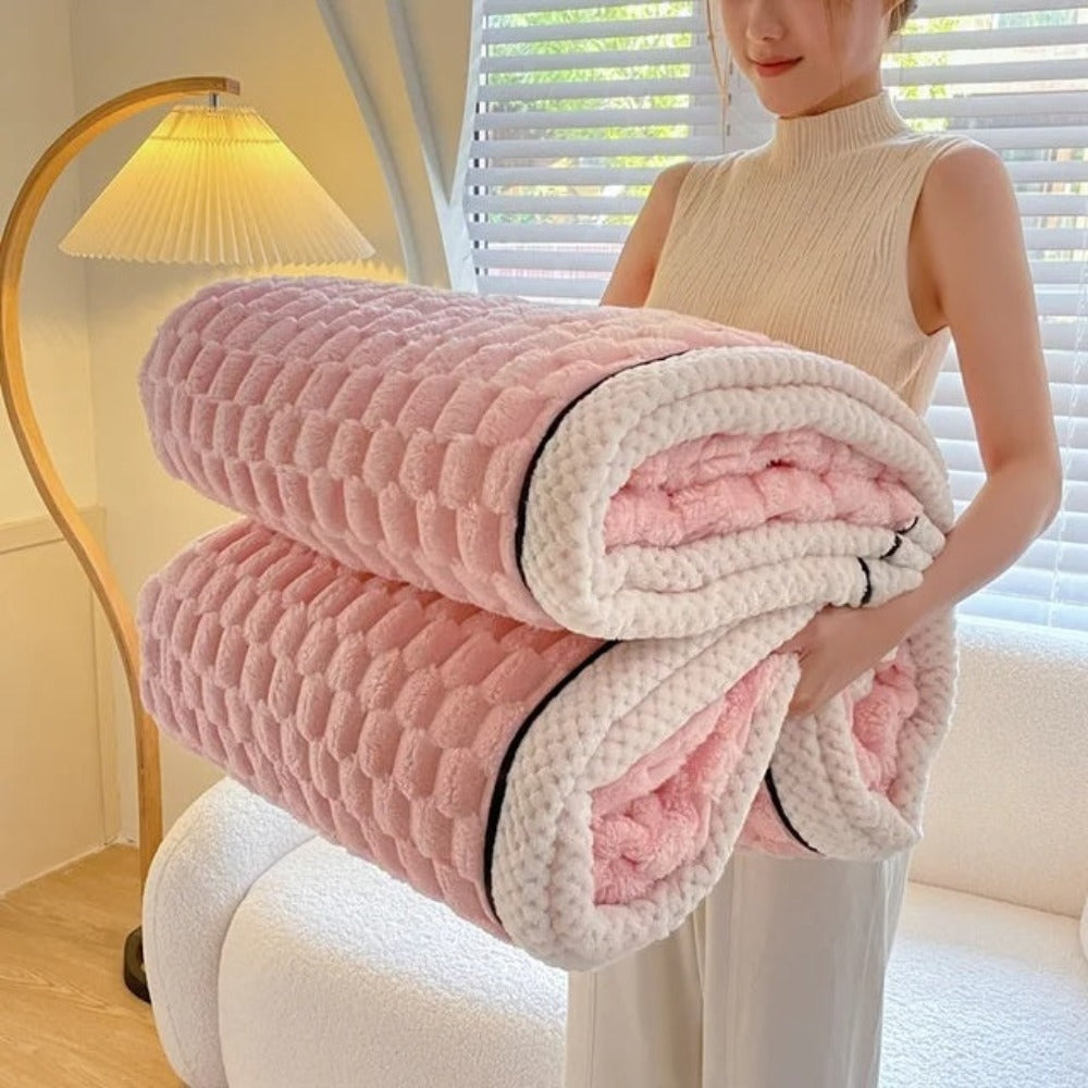 Sherpa Fleece Blanket with Bubble Texture, 4 Sizes