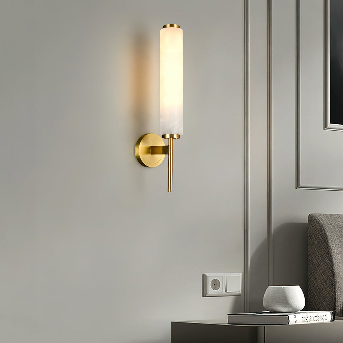 Art Deco Alabaster Wall Light with Brass Fitting