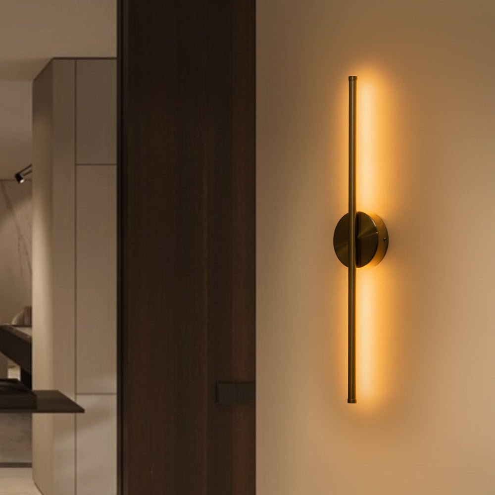 Linear LED Wall Light with Adjustable Colour Temperature