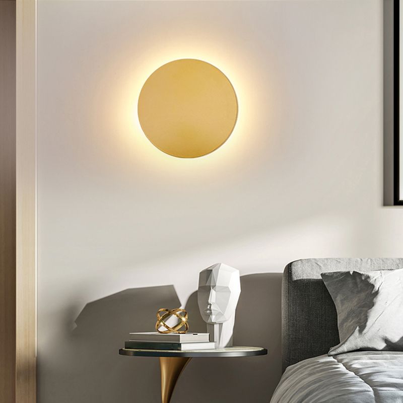 Minimalist Disc Wall Light with Halo Glow, 20 to 50 cm