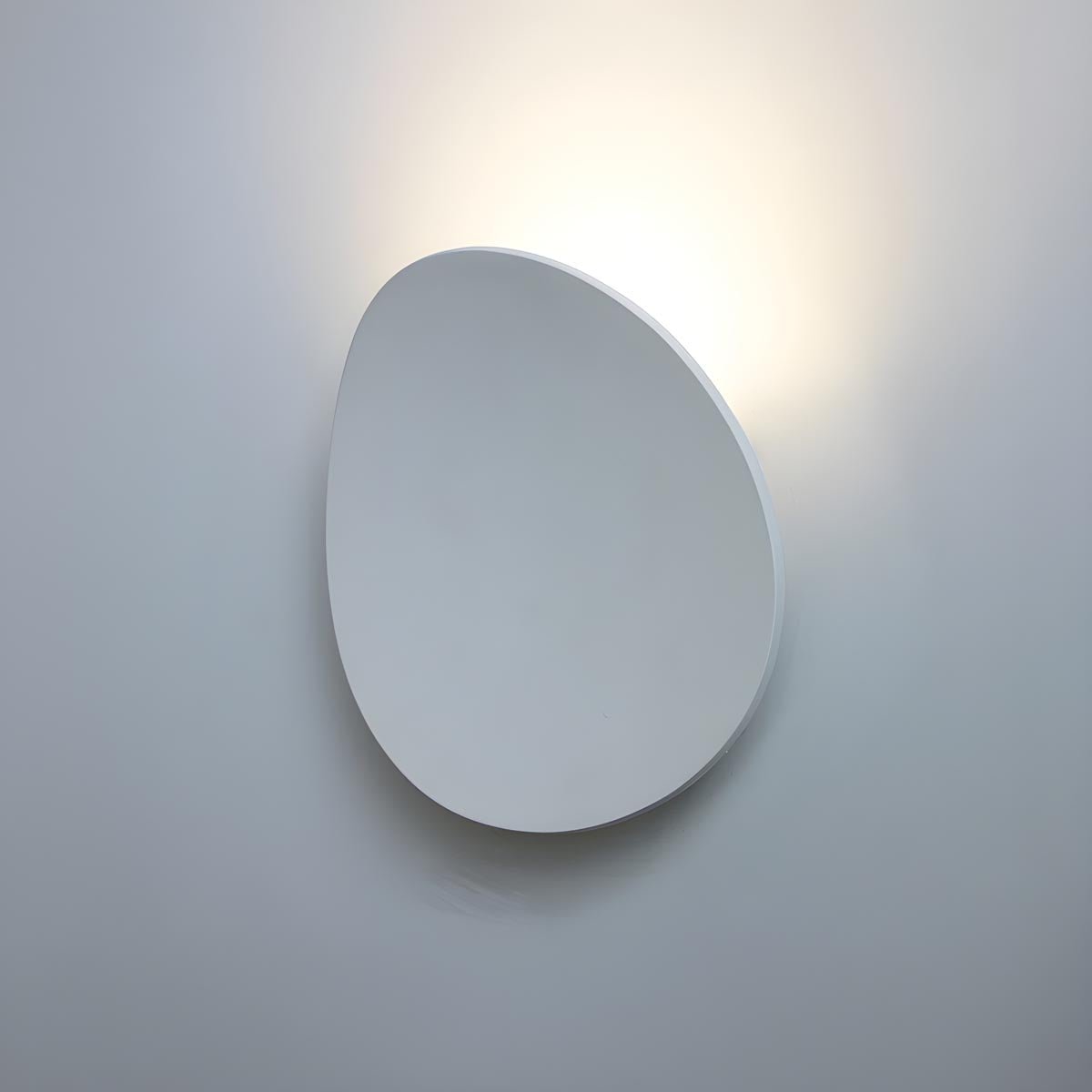 Minimalist Pebble Wall Light with Integrated 7W LED