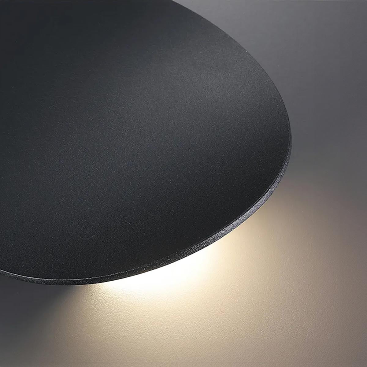 Minimalist Pebble Wall Light with Integrated 7W LED