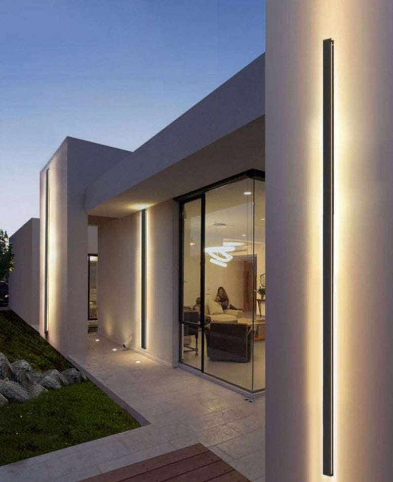 Linear LED Outdoor Wall Light, Six Lengths and Three Styles