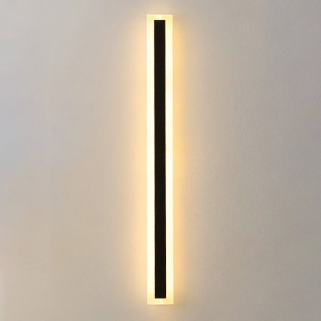 Linear LED Outdoor Wall Light, Six Lengths and Three Styles