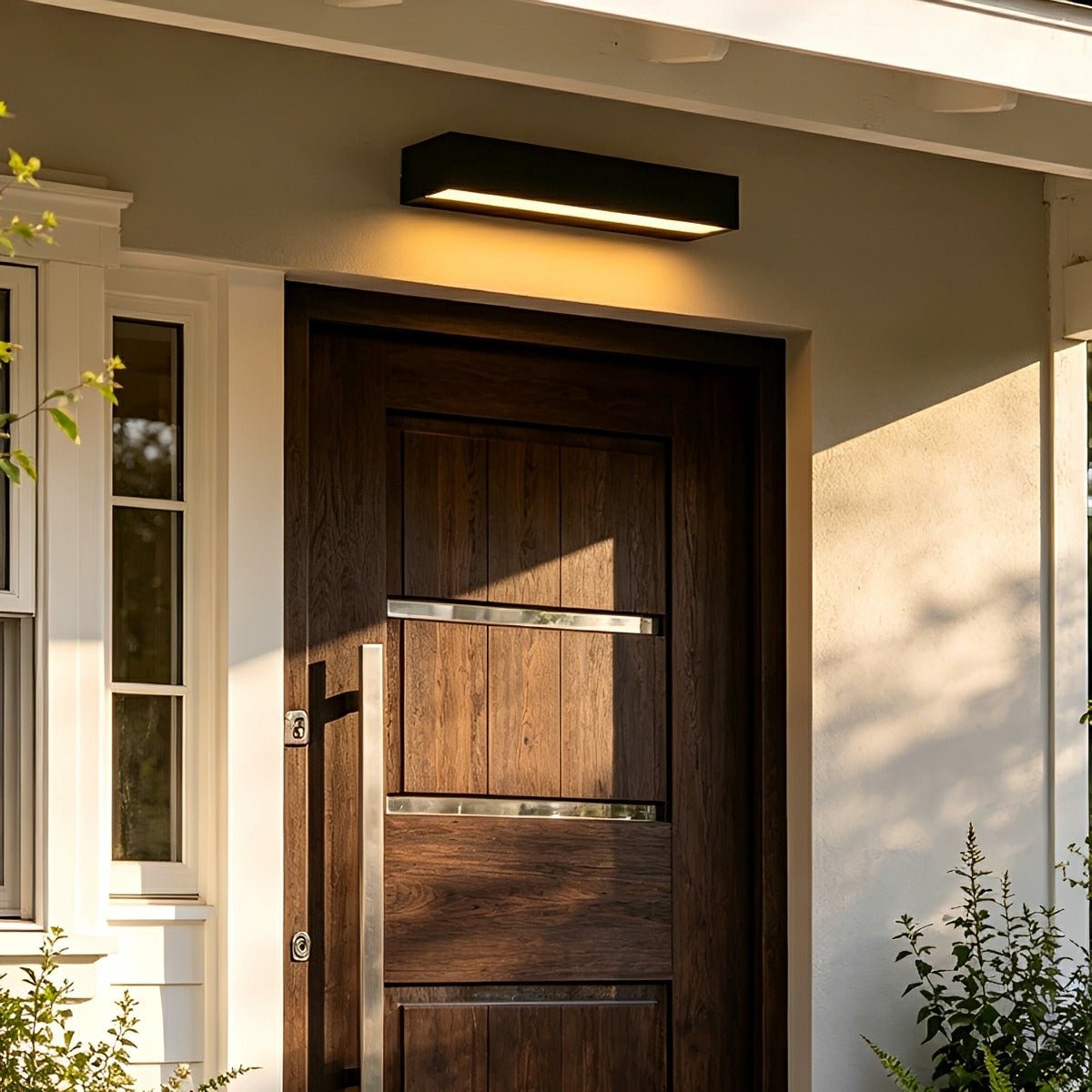 Minimalist Outdoor LED Wall Light, IP65, 20 to 80 cm