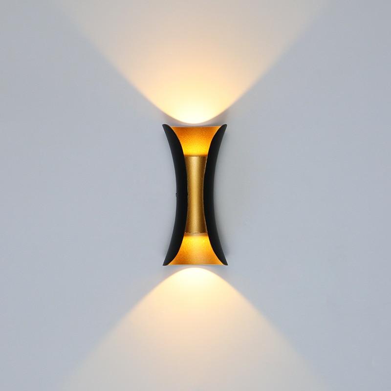 Up Down Outdoor Wall Light, IP65 with Integrated LED