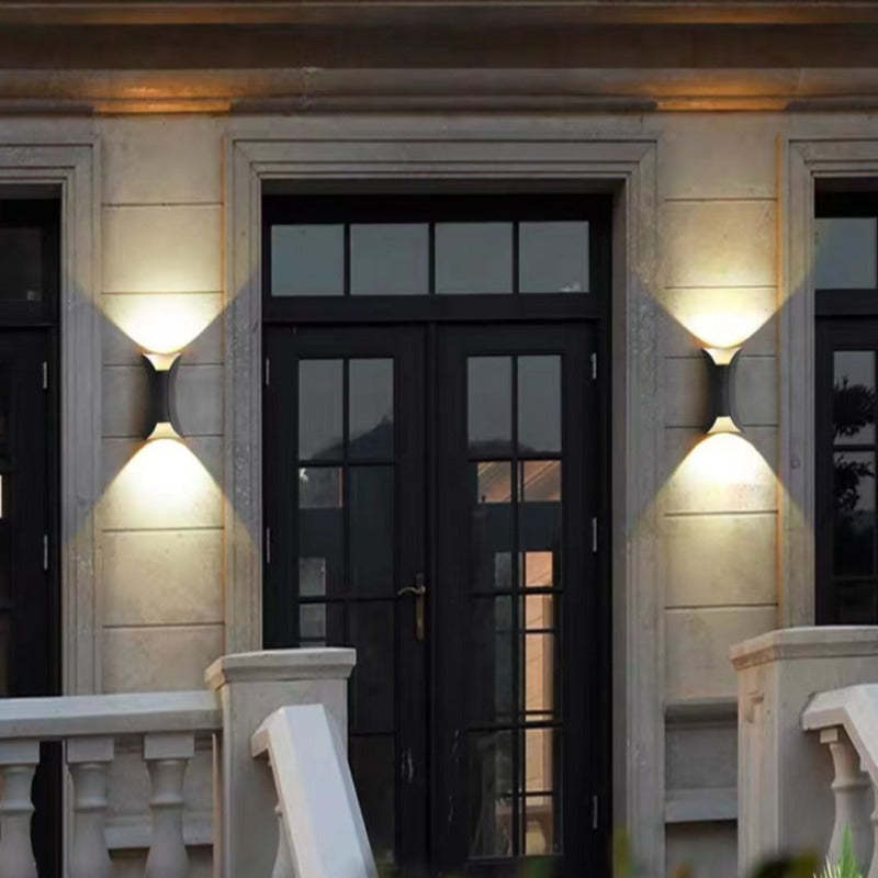 Up Down Outdoor Wall Light, IP65 with Integrated LED