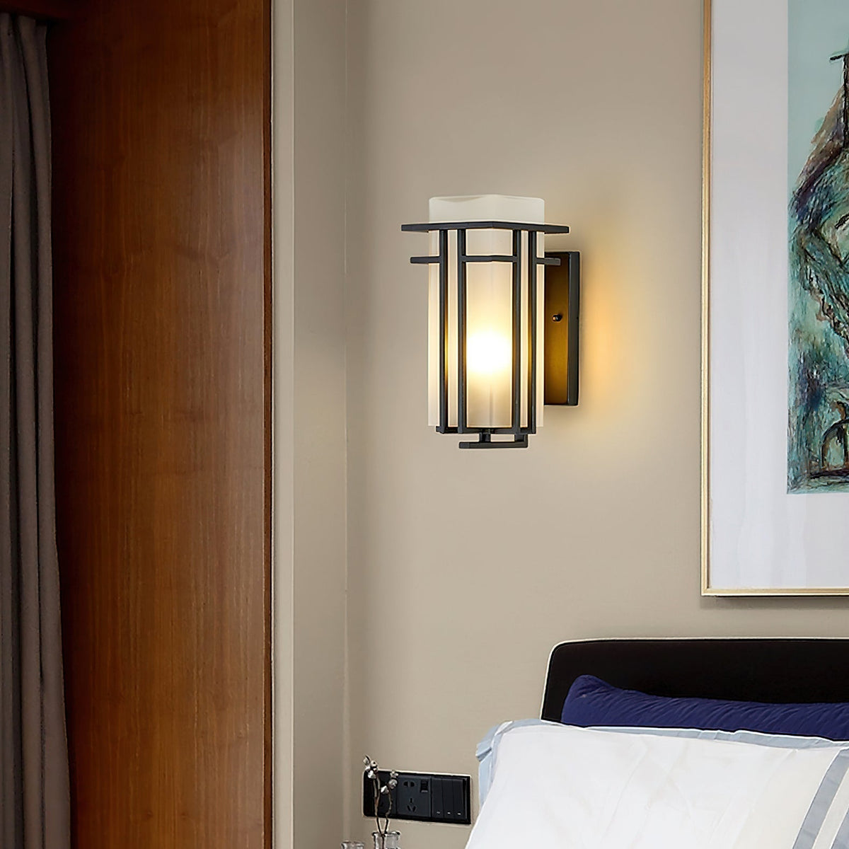 Retro Outdoor Wall Light with Frosted Glass Shade, IP65