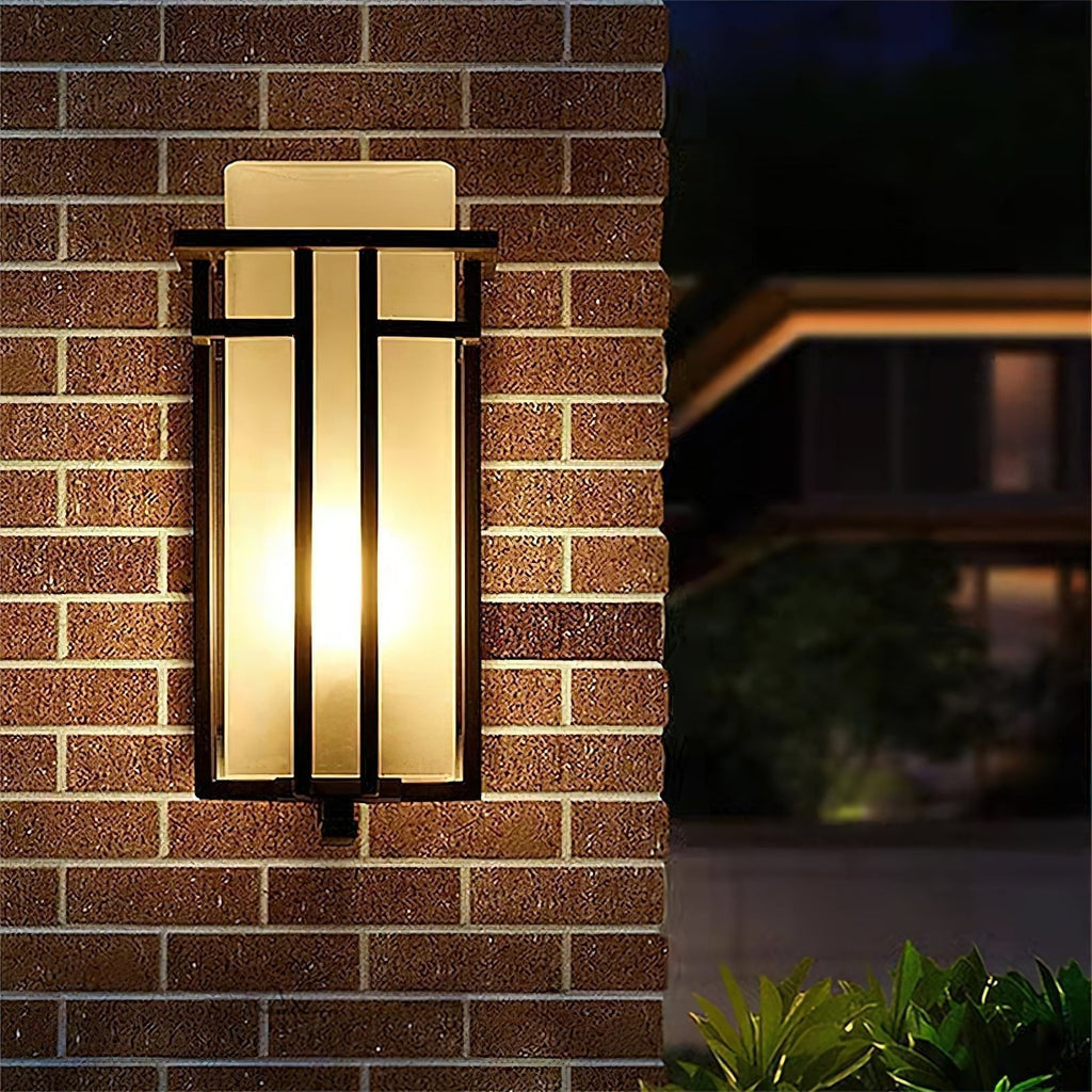 Retro Outdoor Wall Light with Frosted Glass Shade, IP65
