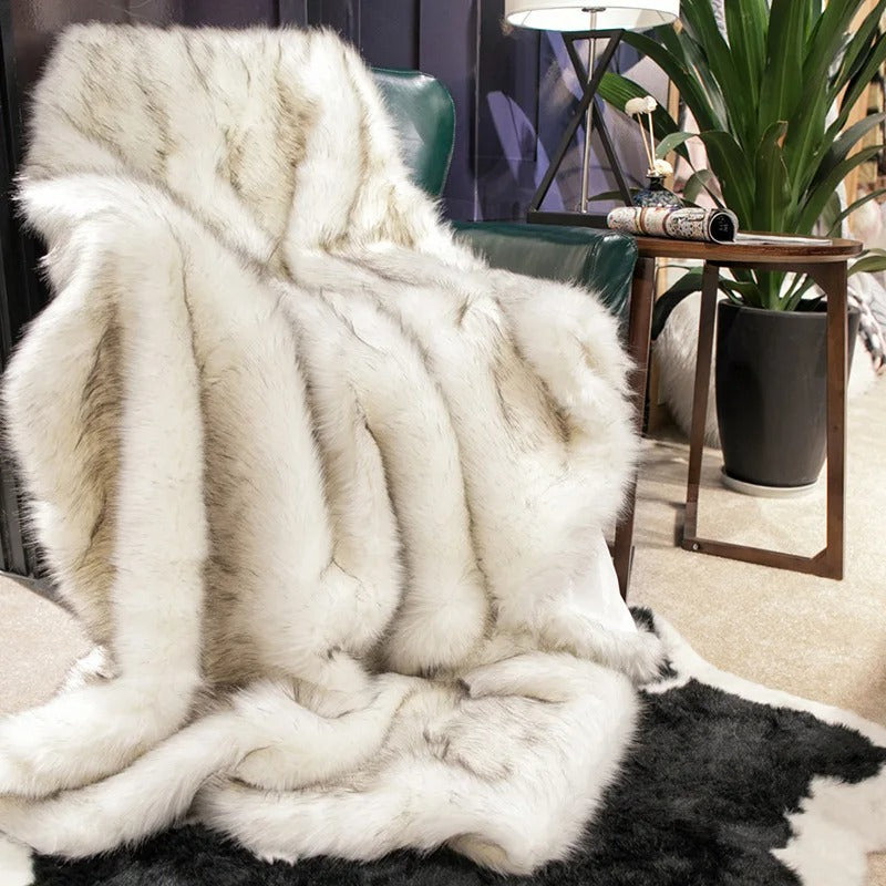 Faux Fur Throw Blanket in Fox Look for Bed and Sofa