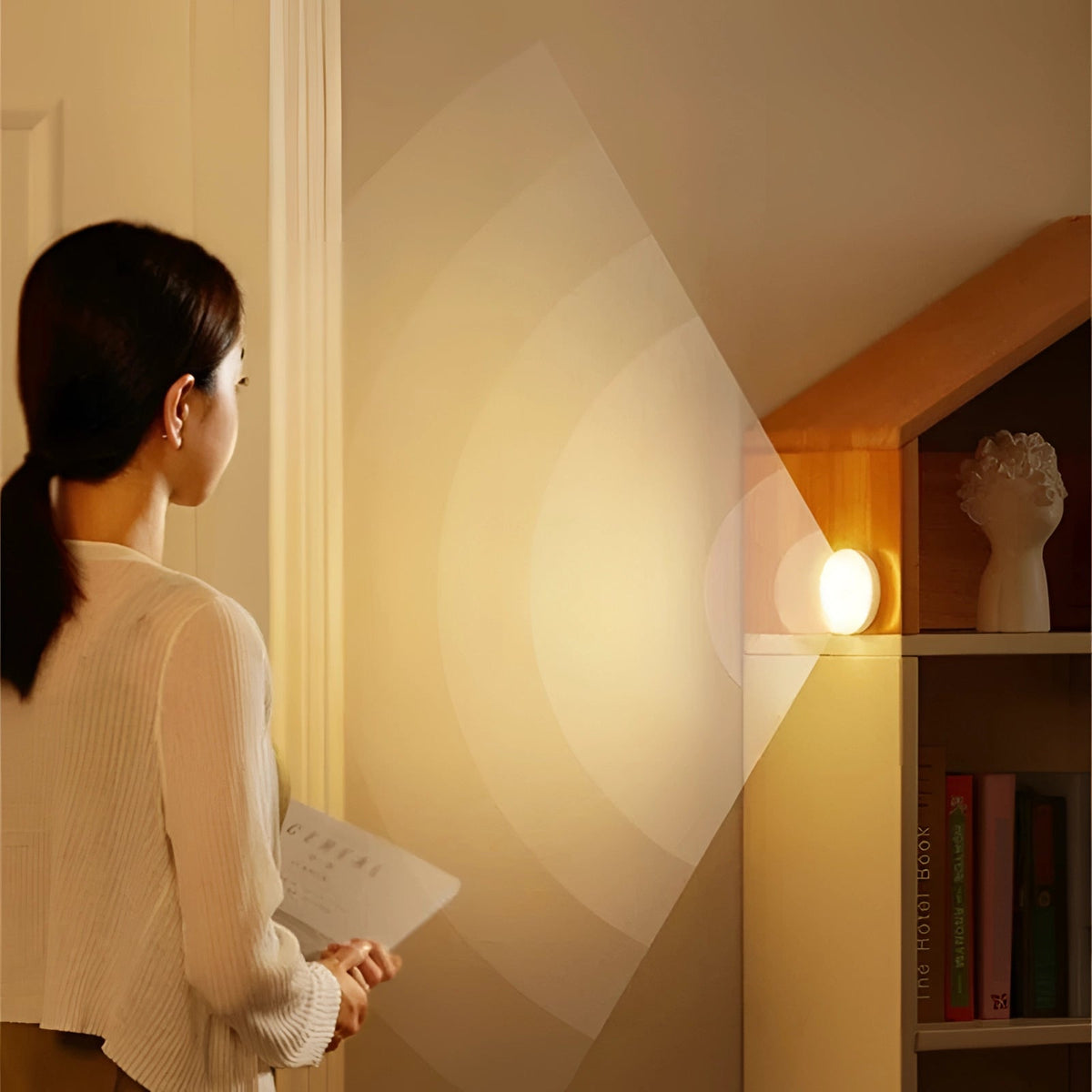 Wireless Motion Sensor Night Light with Magnetic Mount