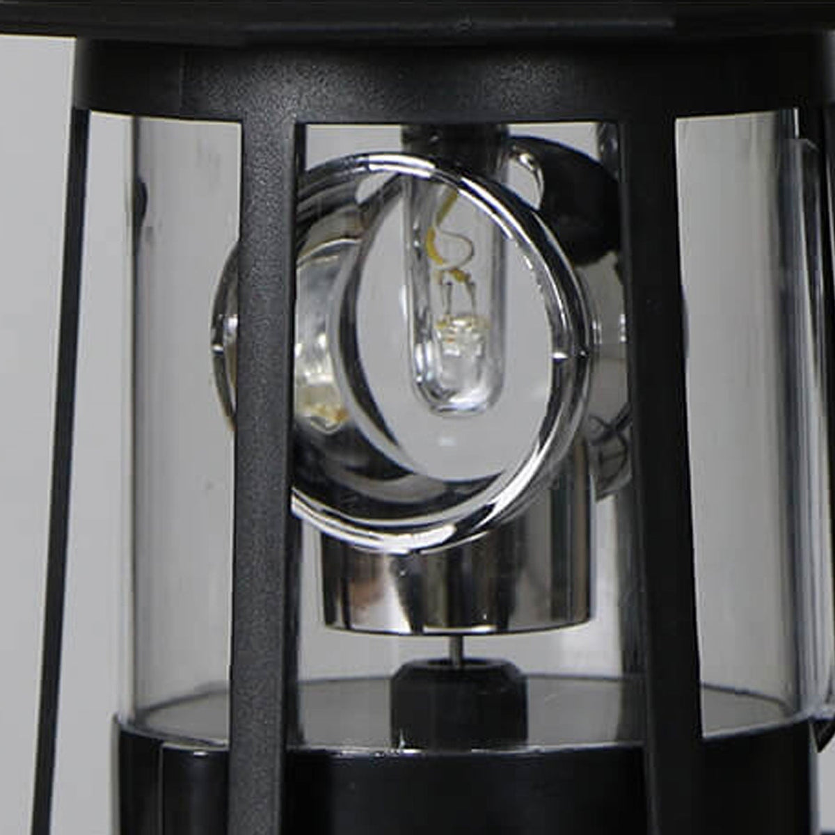 Solar Lighthouse Garden Light with Rotating Beam