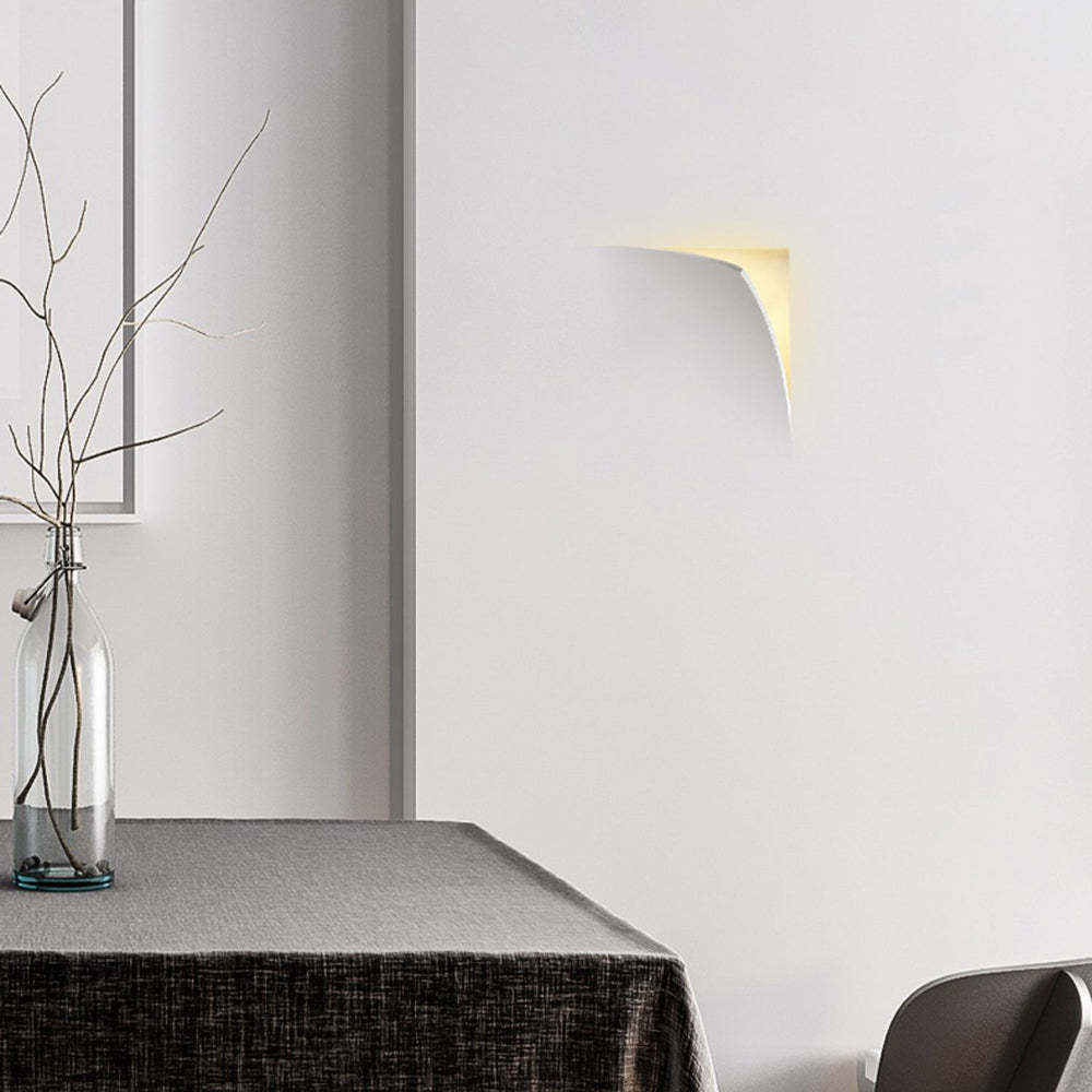 Recessed Plaster Wall Light with Warm LED and Triangular Opening