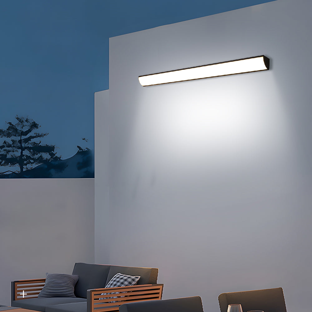 Minimalist LED Outdoor Wall Light, IP65 Aluminium, 30 or 40cm