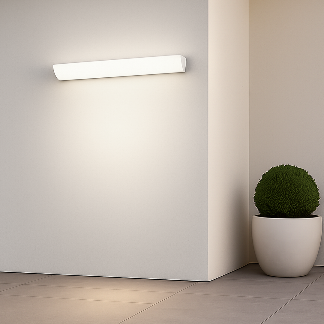Minimalist Outdoor LED Wall Light, IP65 Aluminium